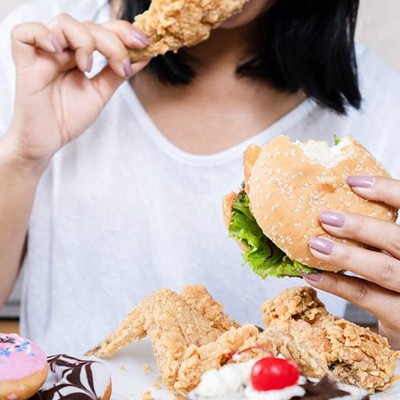 پرخوری عصبی چیست و چه علائمی دارد؟