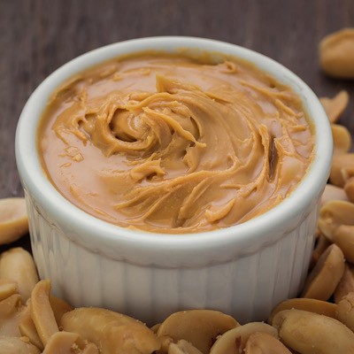 خواص کره بادام زمینی برای بدنسازان