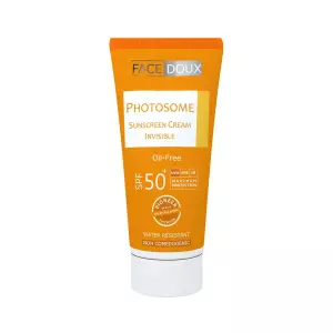 کرم ضد آفتاب بژروشن فوتوزوم فیس دوکس ⁺SPF50 حجم 40 میلی لیتر