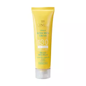 کرم ضد آفتاب فاقد چربی لامینین SPF60 مناسب پوست های چرب و معمولی ۵۰ میلی لیتر